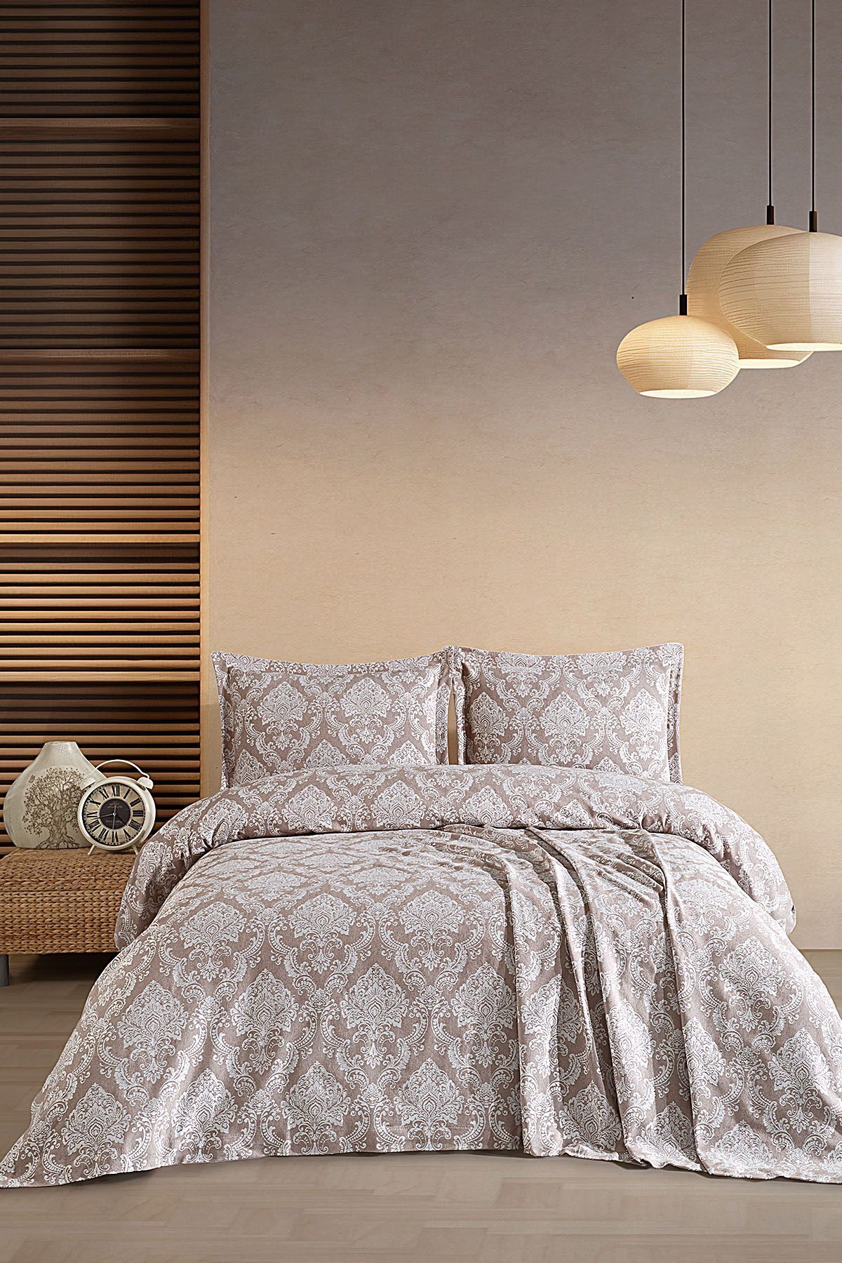 Dora Çift Kişilik Yatak Örtüsü Seti