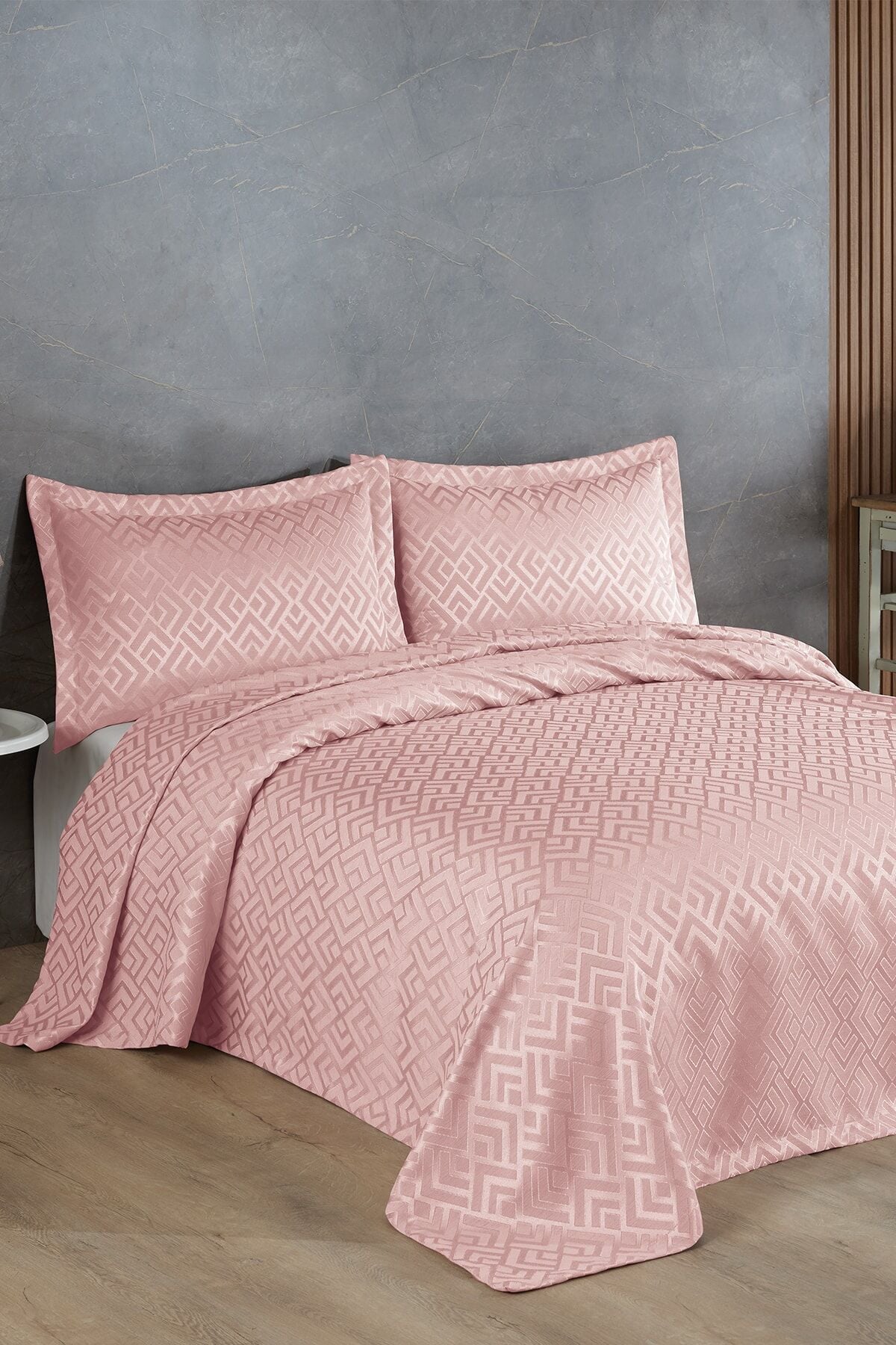 Estila Jakarlı Şönil Çift Kişilik Yatak Örtüsü 240x250cm Pembe