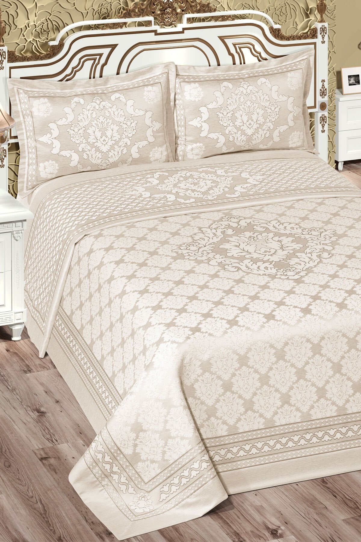 Damask Pano Şönil Çift Kişilik Yatak Örtüsü 240x260 Krem