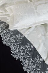 Monalife Dantelli Çift Kişilik Yatak Örtüsü  240x260cm Krem