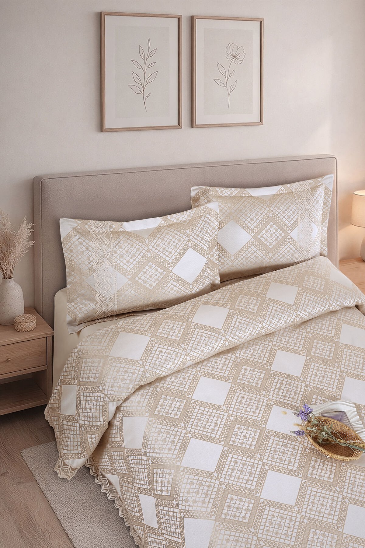 Likya Jakarlı Fransız Dantelli Modern Çift Kişilik Yatak Örtüsü Takımı 240x250cm