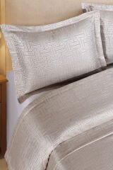 Hermira Jakarlı Çift Kişilik Modern Yatak Örtüsü Takımı 3 Parça 240x250cm Bej