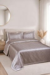 Hermira Jakarlı Çift Kişilik Modern Yatak Örtüsü Takımı 3 Parça 240x250cm Kahverengi̇