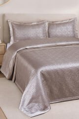Hermira Jakarlı Çift Kişilik Modern Yatak Örtüsü Takımı 3 Parça 240x250cm Kahverengi̇