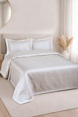 Hermira Jakarlı Çift Kişilik Modern Yatak Örtüsü Takımı 3 Parça 240x250cm Krem